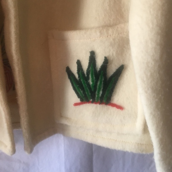 🧶🧶🧶🧶VINTAGE 1950,s Wool Jacket Beige   Mexican embroidery🌵🌵🌵one owner - Picture 3 of 9